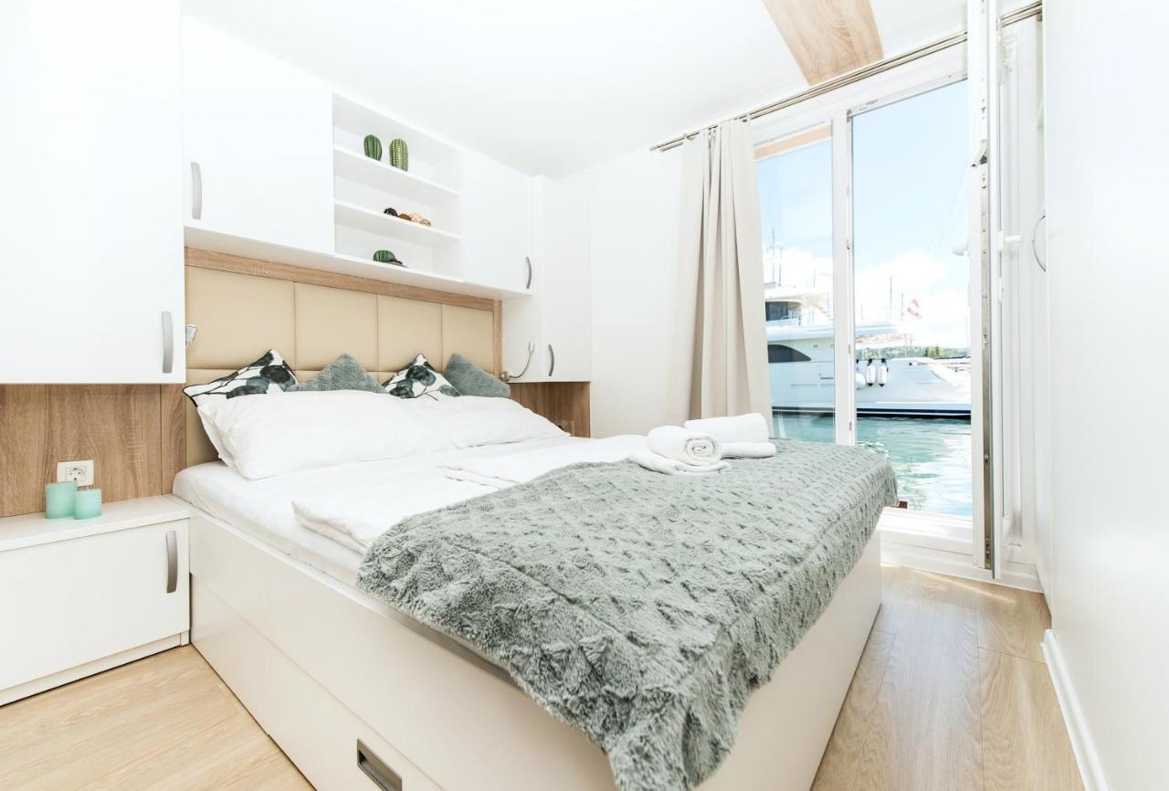 Marina Luxury Houseboat Olive Βίλα Πορτορόζ Εξωτερικό φωτογραφία