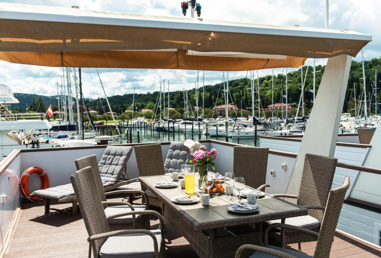 Marina Luxury Houseboat Olive Βίλα Πορτορόζ Εξωτερικό φωτογραφία
