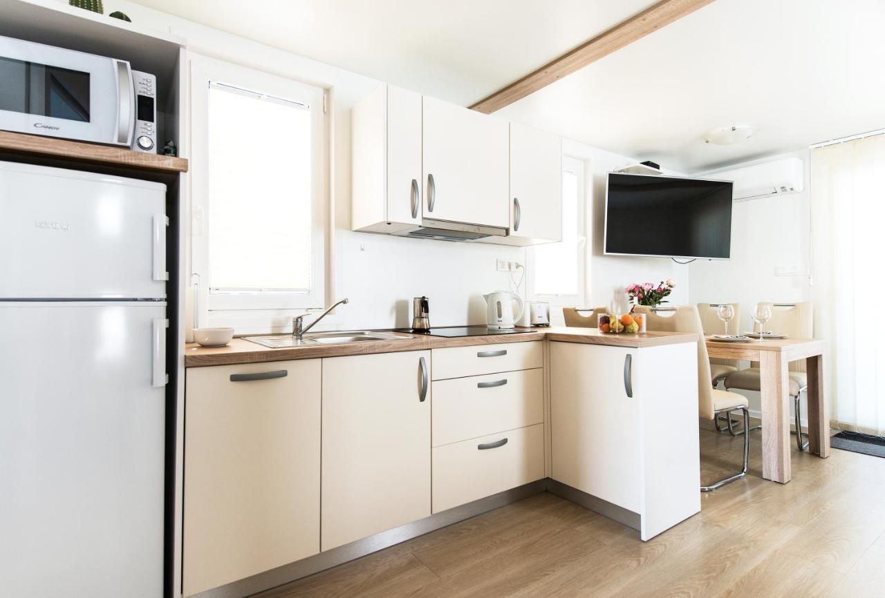 Marina Luxury Houseboat Olive Βίλα Πορτορόζ Εξωτερικό φωτογραφία
